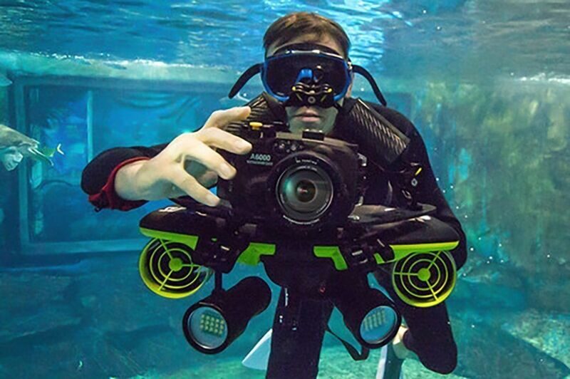 podvodnyj_skuter_sublue_seabow_active_green_v_moskve.jpg