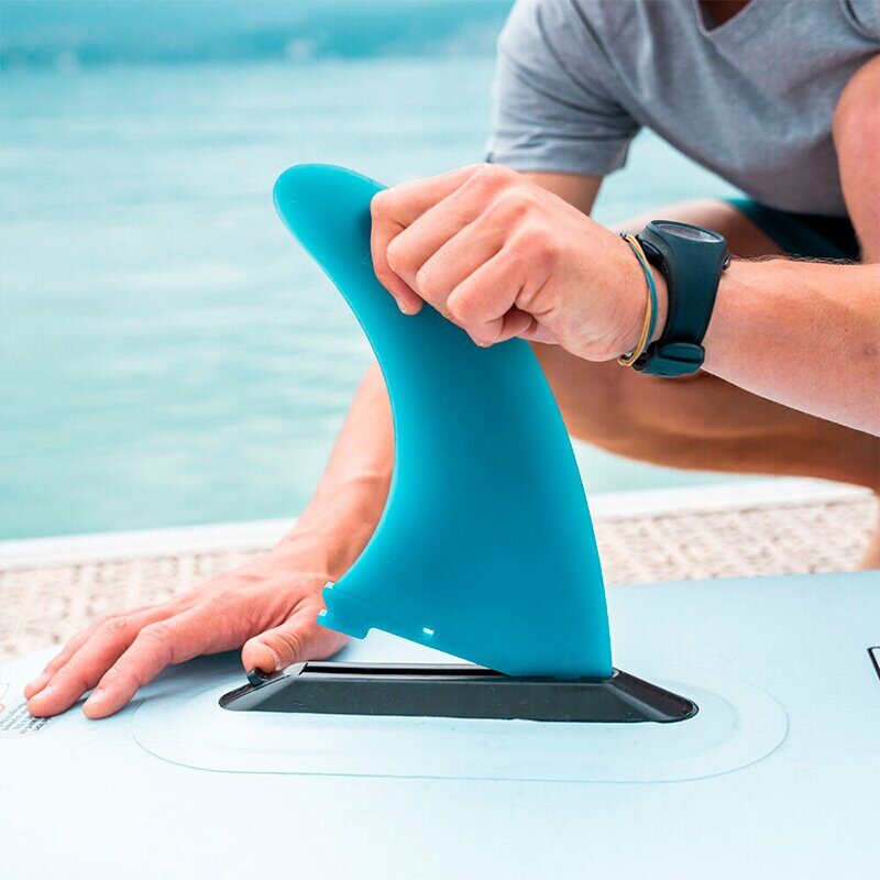 sapbord-aqua-marina-aero-110-vid-kreplenie-plavnika.jpg